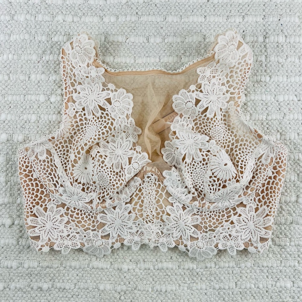 36D/M Victoria’s Secret Dream Angels Bra & Thong Set - Picture 6 of 11